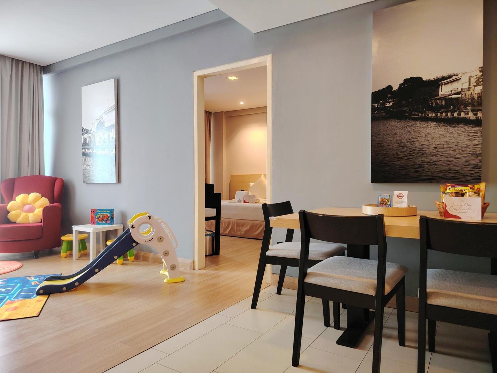 Asia Melaka Hotel Managed By The Straits Hotel & Suites Екстер'єр фото