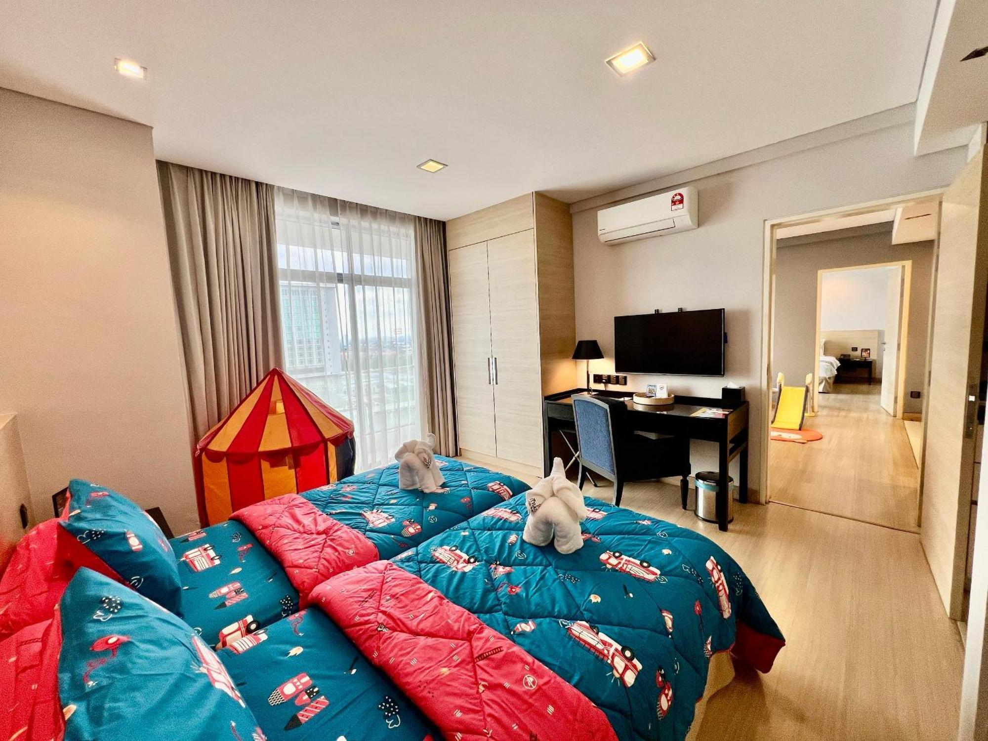 Asia Melaka Hotel Managed By The Straits Hotel & Suites Екстер'єр фото