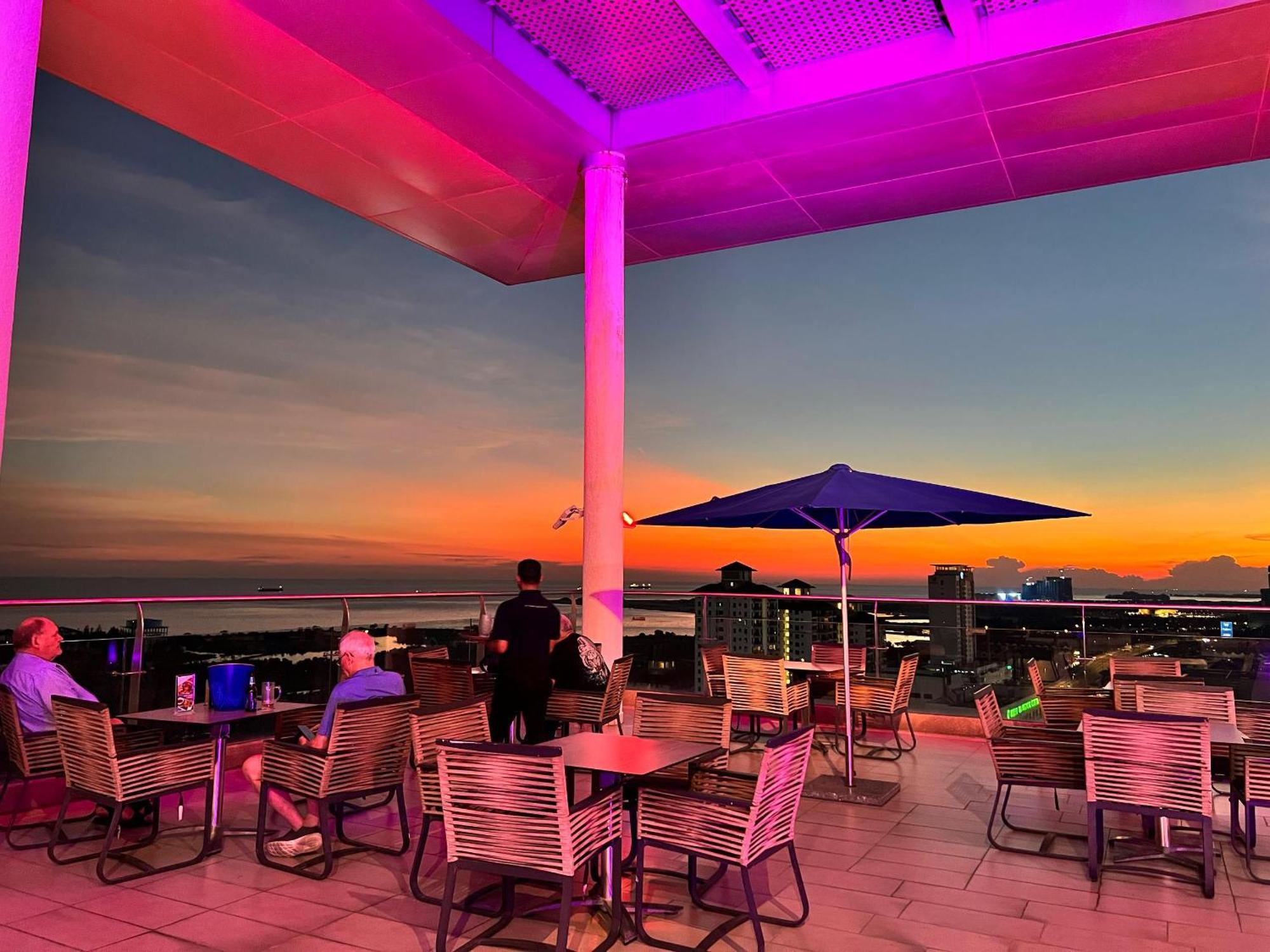Asia Melaka Hotel Managed By The Straits Hotel & Suites Екстер'єр фото